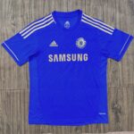 12-13 Chelsea home short sleeves 4 (retro)