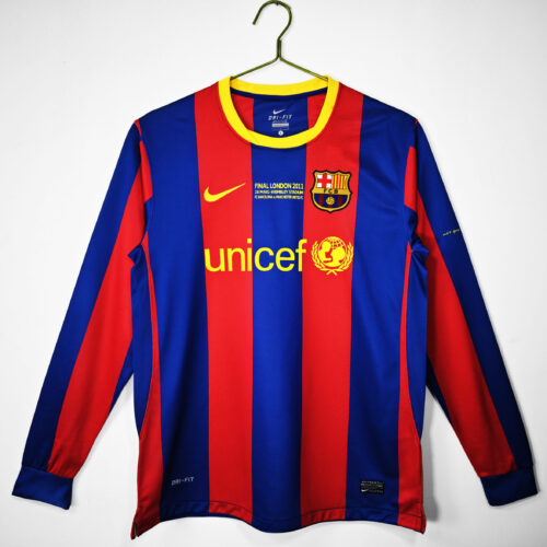 9345f27a Long sleeves: Barcelona home jersey in 2010/11 season 12 (retro)