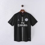 18-19 Paris home 8 (retro)