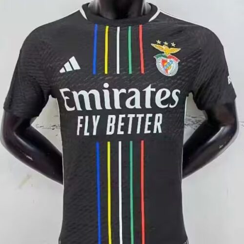 eb7a4d0d 2324 Benfica away