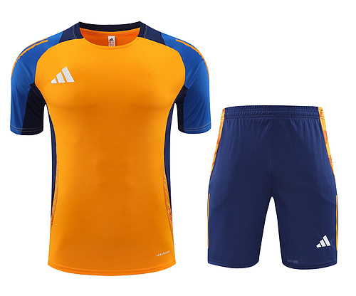 24-25 adidas casual trainings