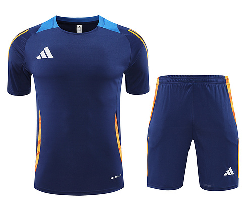 24-25 adidas casual trainings